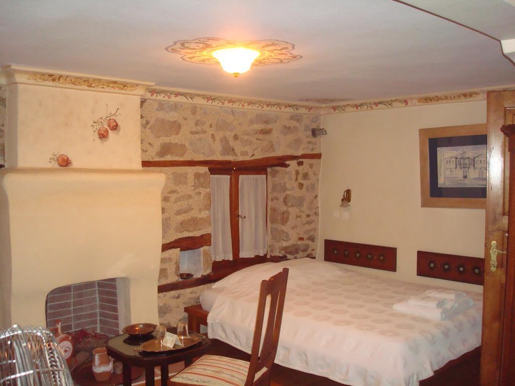 Oikia Alexandrou Traditional Inn Арнайа Екстериор снимка