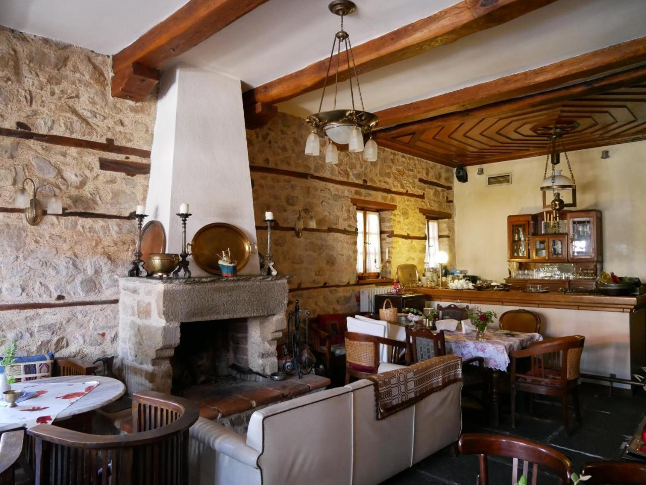 Oikia Alexandrou Traditional Inn Арнайа Екстериор снимка